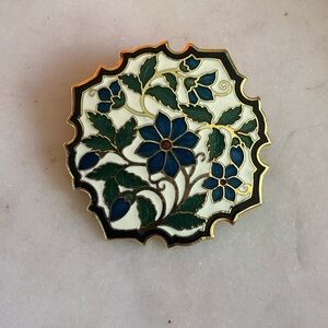 FLORAL vintage pin brooch